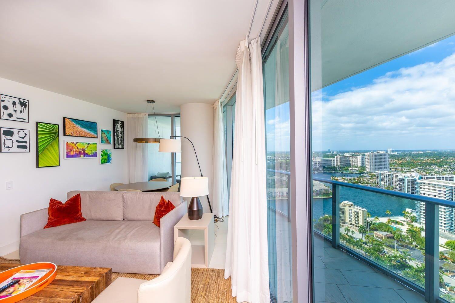 Lyfe Resort & Residences Hollywood Esterno foto